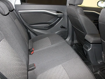 Lada (ВАЗ) Vesta, 2019г, передний привод, механика