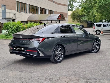 Hyundai Elantra, 2023г, передний привод, вариатор
