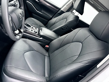 Toyota Highlander, 2025г, полный привод, автомат