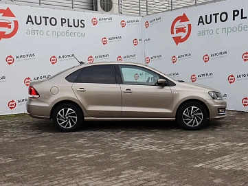Volkswagen Polo, 2018г, передний привод, автомат