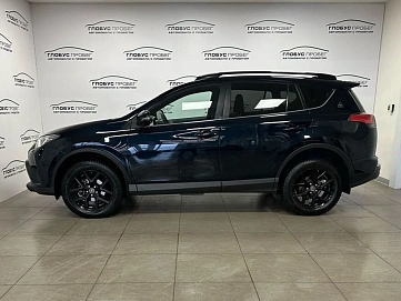 Toyota RAV4, 2018г, передний привод, автомат