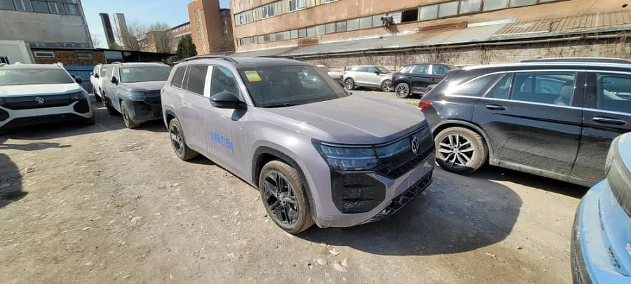 Volkswagen Teramont, 2026г., полный привод, робот