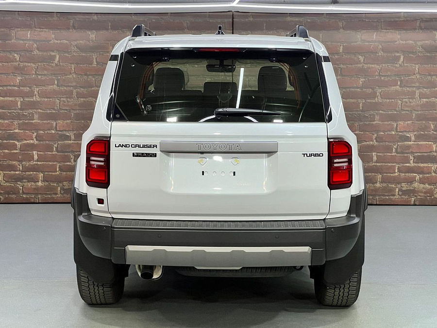 Toyota Land Cruiser Prado, 2024г., полный привод, автомат