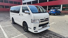 Toyota HiAce, 2015г., полный привод, автомат