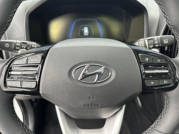 Hyundai ix35, 2022г, передний привод, робот