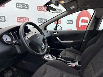 Peugeot 308, 2008г, передний привод, автомат