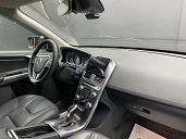 Volvo XC60, 2015г., передний привод, автомат