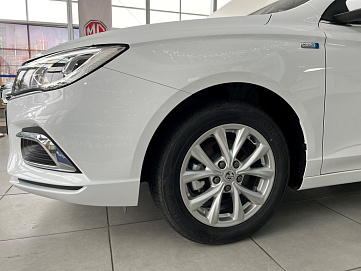 MG 5, 2023г, передний привод, вариатор