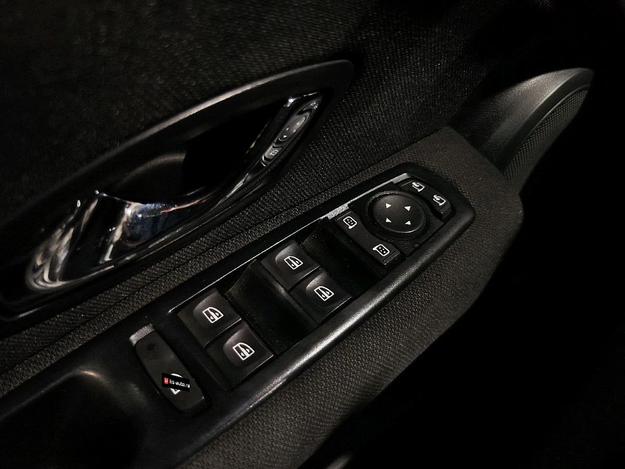 Renault Fluence, 2013г., передний привод, вариатор