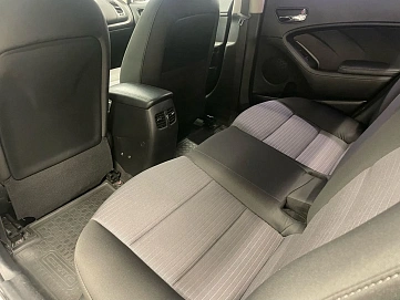 Kia Cerato, 2013г., передний привод, автомат