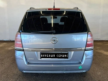 Opel Zafira, 2006г, передний привод, механика