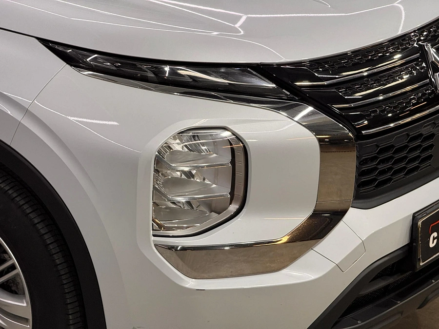 Mitsubishi Outlander, 2022г., полный привод, вариатор