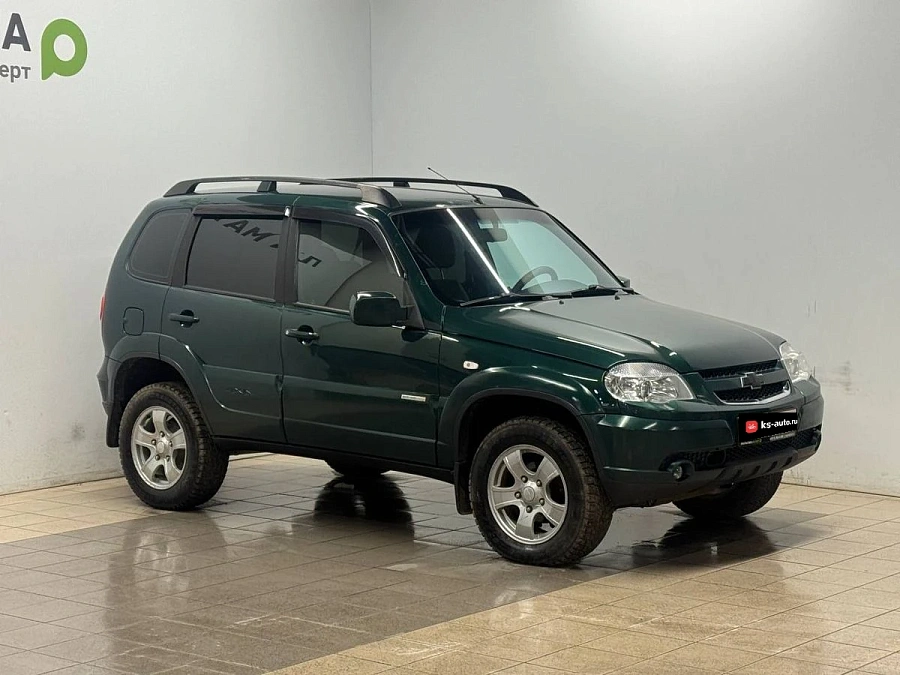Chevrolet Niva, 2011г., полный привод, механика