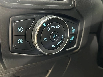 Ford Focus, 2013г, передний привод, механика