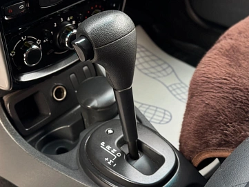 Nissan Terrano, 2015г, передний привод, автомат