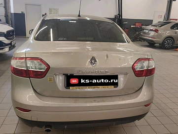 Renault Fluence, 2010г, передний привод, вариатор