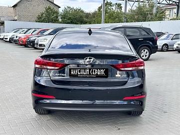 Hyundai Elantra, 2018г, передний привод, автомат