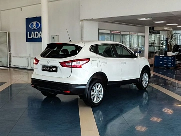 Nissan Qashqai, 2014г, полный привод, вариатор