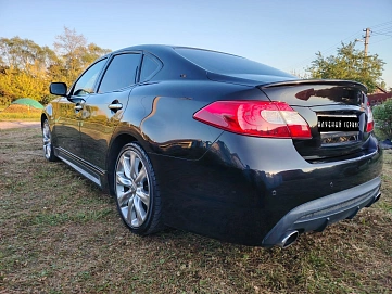Infiniti M, 2012г, полный привод, автомат