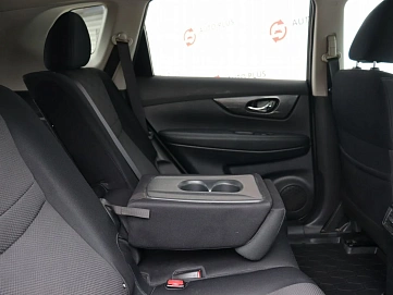 Nissan X-Trail, 2018г, передний привод, вариатор