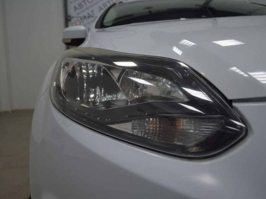 Ford Focus, 2012г., передний привод, робот