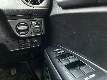 Toyota Corolla, 2017г, передний привод, автомат