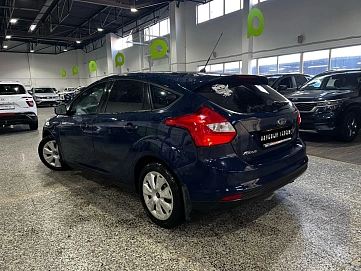 Ford Focus, 2013г, передний привод, механика
