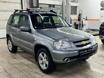 Chevrolet Niva, 2016г, полный привод, механика