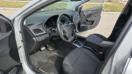 Hyundai Solaris, 2017г., передний привод, автомат