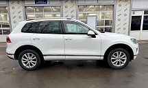 Volkswagen Touareg, 2017г., полный привод, автомат