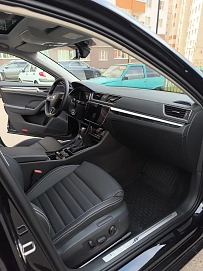 Skoda Superb, 2025г., передний привод, робот