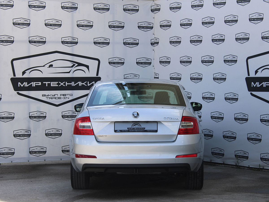 Skoda Octavia, 2014г., передний привод, робот