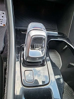 Volvo XC40, 2021г, полный привод, автомат