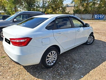 Lada (ВАЗ) Vesta, 2017г, передний привод, механика
