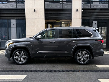 Toyota Sequoia, 2025г, полный привод, автомат