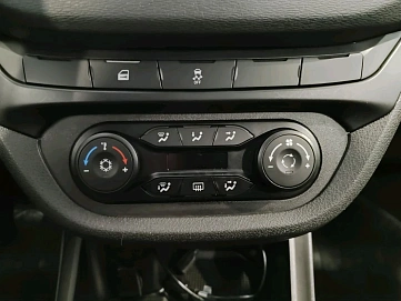 Lada (ВАЗ) Vesta, 2018г, передний привод, механика