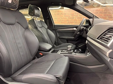 Audi Q5, 2025г, полный привод, робот