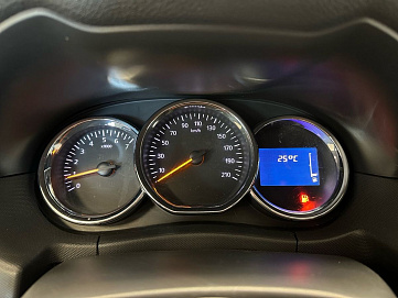 Renault Duster, 2015г, передний привод, механика