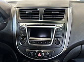 Hyundai Solaris, 2015г., передний привод, автомат