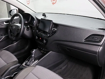 Hyundai Solaris, 2020г, передний привод, автомат