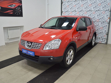 Nissan Qashqai, 2008г, передний привод, механика
