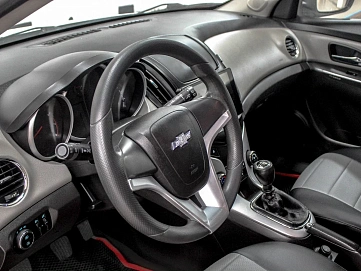 Chevrolet Cruze, 2013г, передний привод, механика