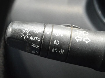 Nissan Tiida, 2013г, передний привод, автомат