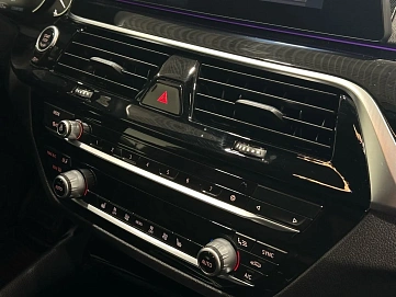 BMW 5 серии, 2020г, задний привод, автомат