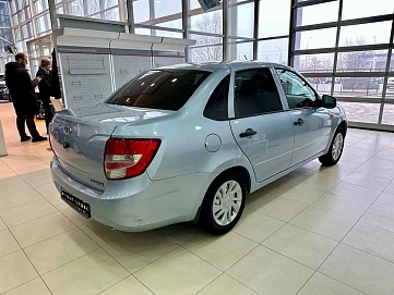Lada (ВАЗ) Granta, 2012г, передний привод, автомат