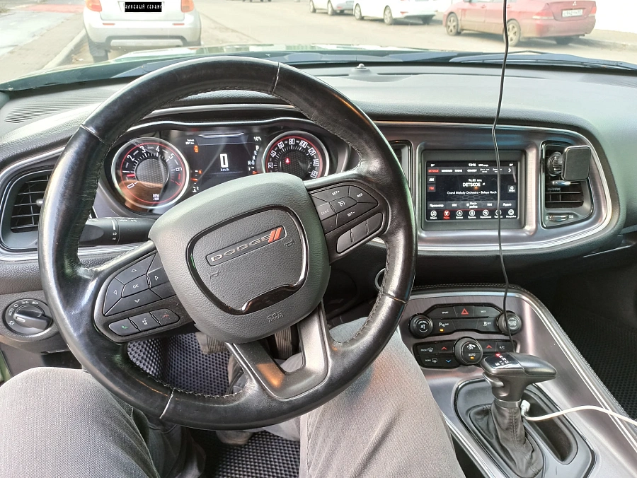 Dodge Challenger, 2019г., полный привод, автомат