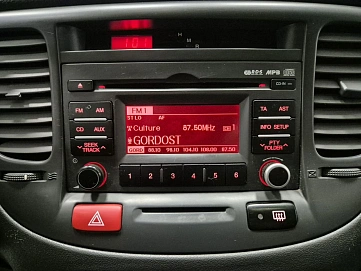 Kia Rio, 2010г, передний привод, механика