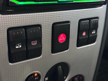 Renault Logan, 2008г, передний привод, механика