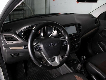 Lada (ВАЗ) Vesta, 2018г., передний привод, механика