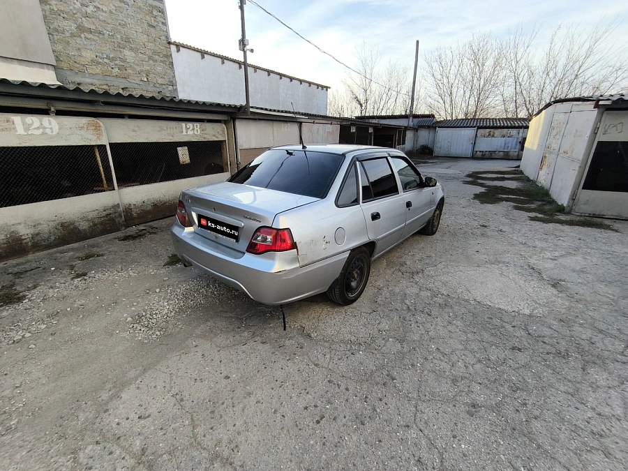 Daewoo Nexia, 2011г., передний привод, механика